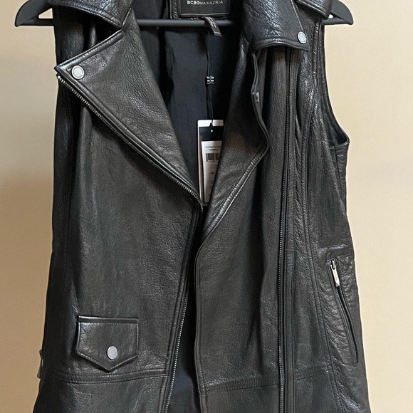 BCBG MAXAZRIA black leather vest and cape size x small - Picture 2 of 7